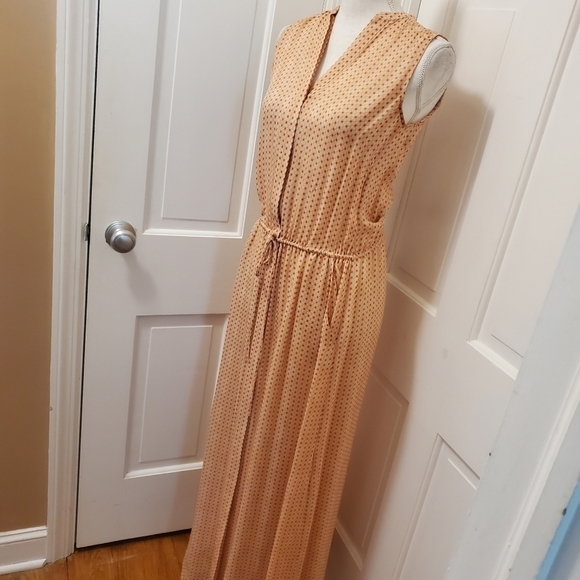 VINCE Coral Mix Printed Georgette Maxi Dress Size XS, Silk, Button/Tie Front - Picture 4 of 12